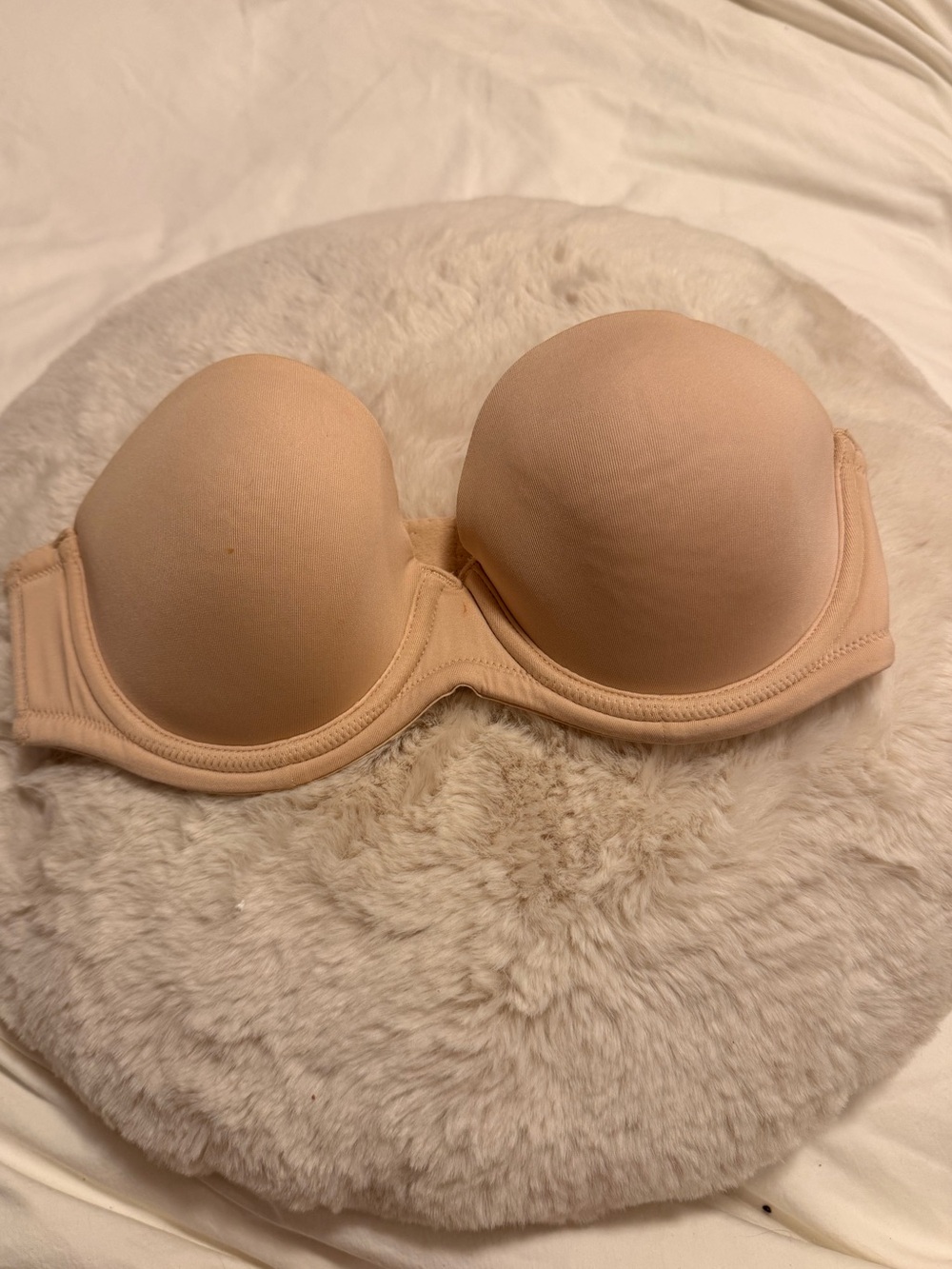 Wacoal Red Carpet Strapless Underwire Bra Sand/nude - size 32C, style 854119